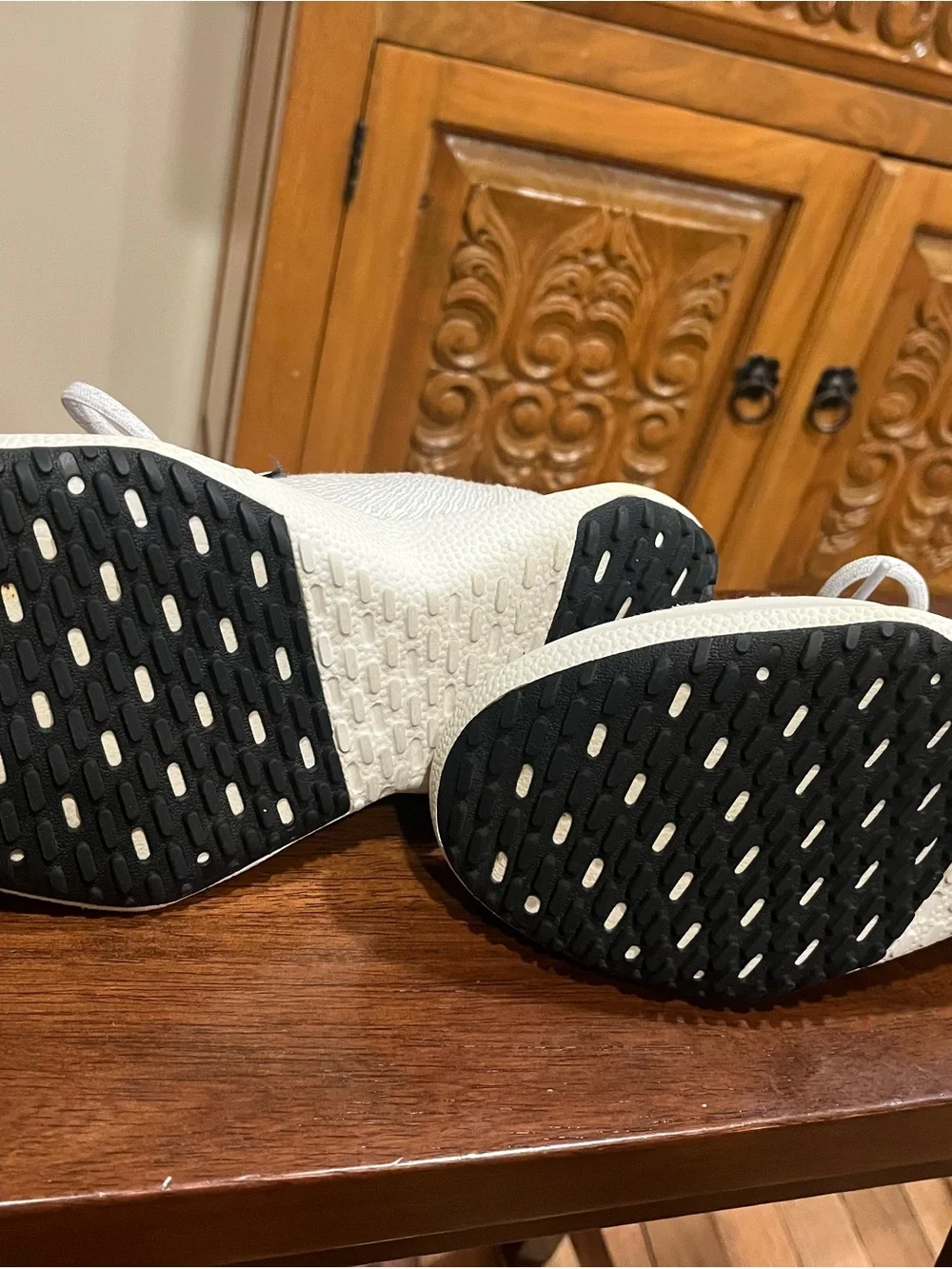 allbirds Women's Athletic Sneakers in white and gray size 8